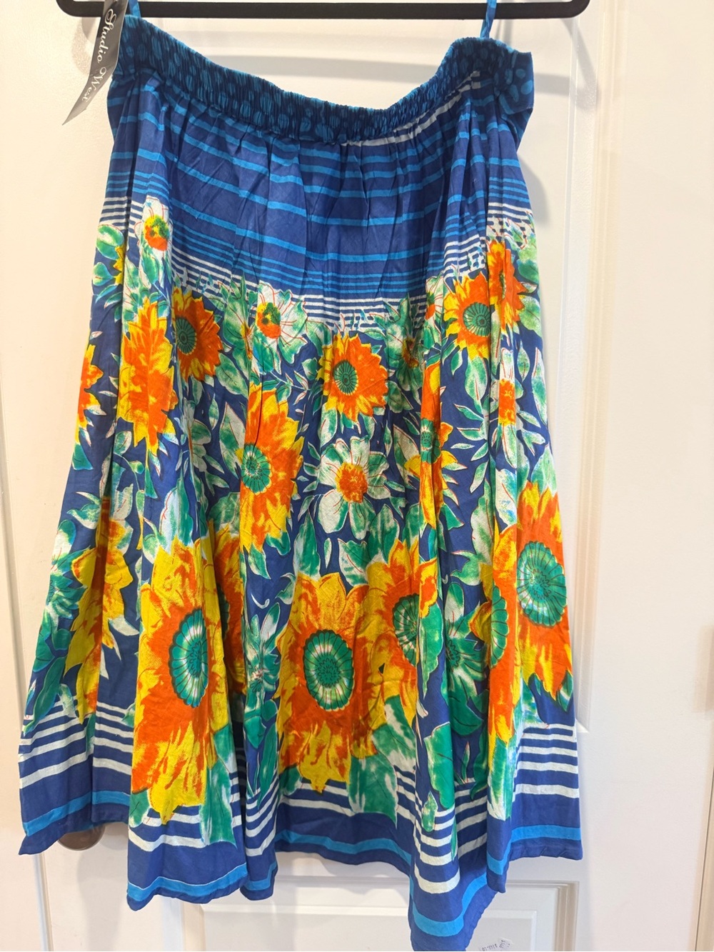 New Studio West Floral Cotton Skirt Size L